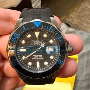 Invicta Grand Diver Black and Blue Watch automatic. With box and paperwork.